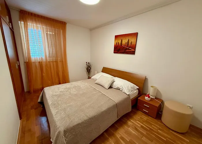 Val * دْغاماي